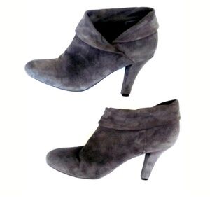 Enzo Angiolini Gray Rauchy Cuffed Ankle boots